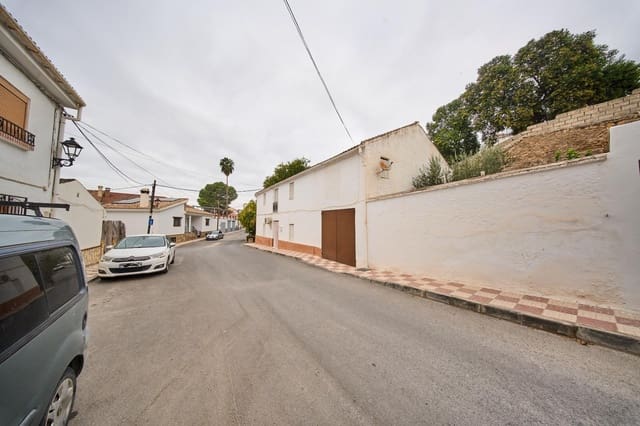 4 makuuhuone Omakotitalo myytävänä paikassa Moraleda de Zafayona mukana 
autotalli - 110 000 € (Ref: 9243239)