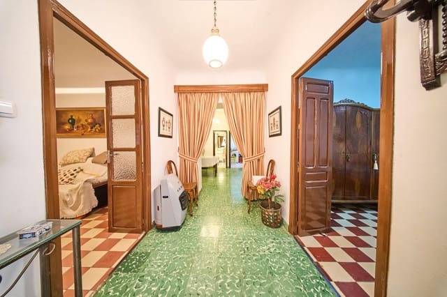 4 makuuhuone Omakotitalo myytävänä paikassa Moraleda de Zafayona mukana 
autotalli - 110 000 € (Ref: 9243239)