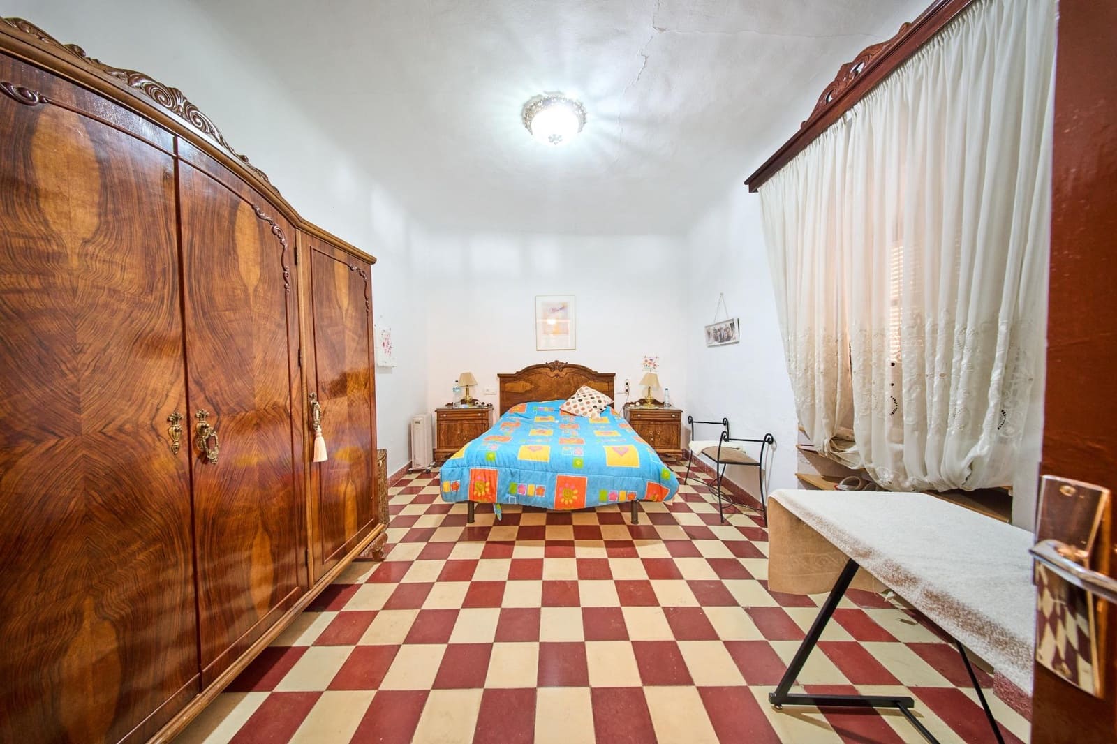 4 makuuhuone Omakotitalo myytävänä paikassa Moraleda de Zafayona mukana 
autotalli - 110 000 € (Ref: 9243239)