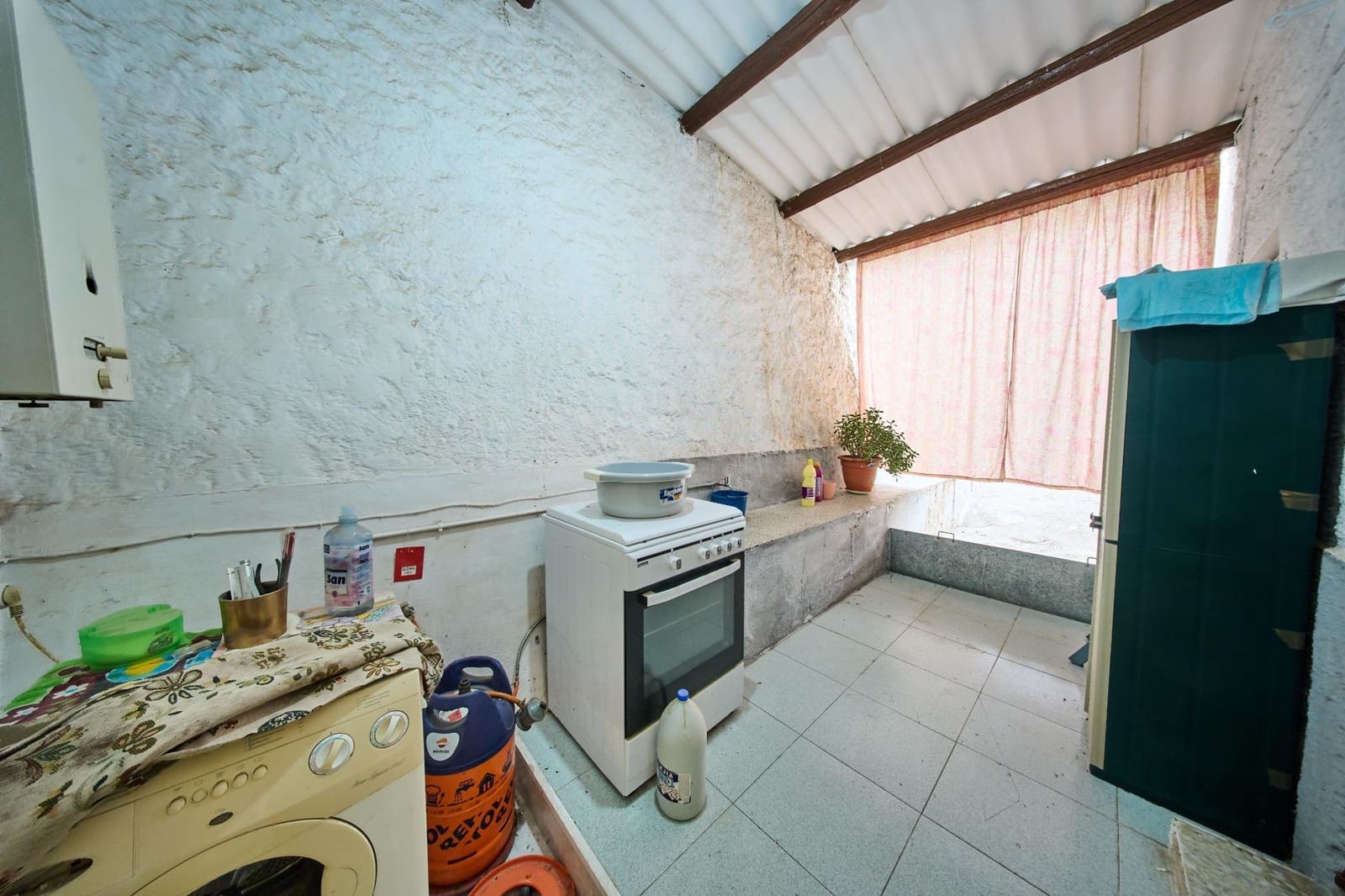 4 makuuhuone Omakotitalo myytävänä paikassa Moraleda de Zafayona mukana 
autotalli - 110 000 € (Ref: 9243239)