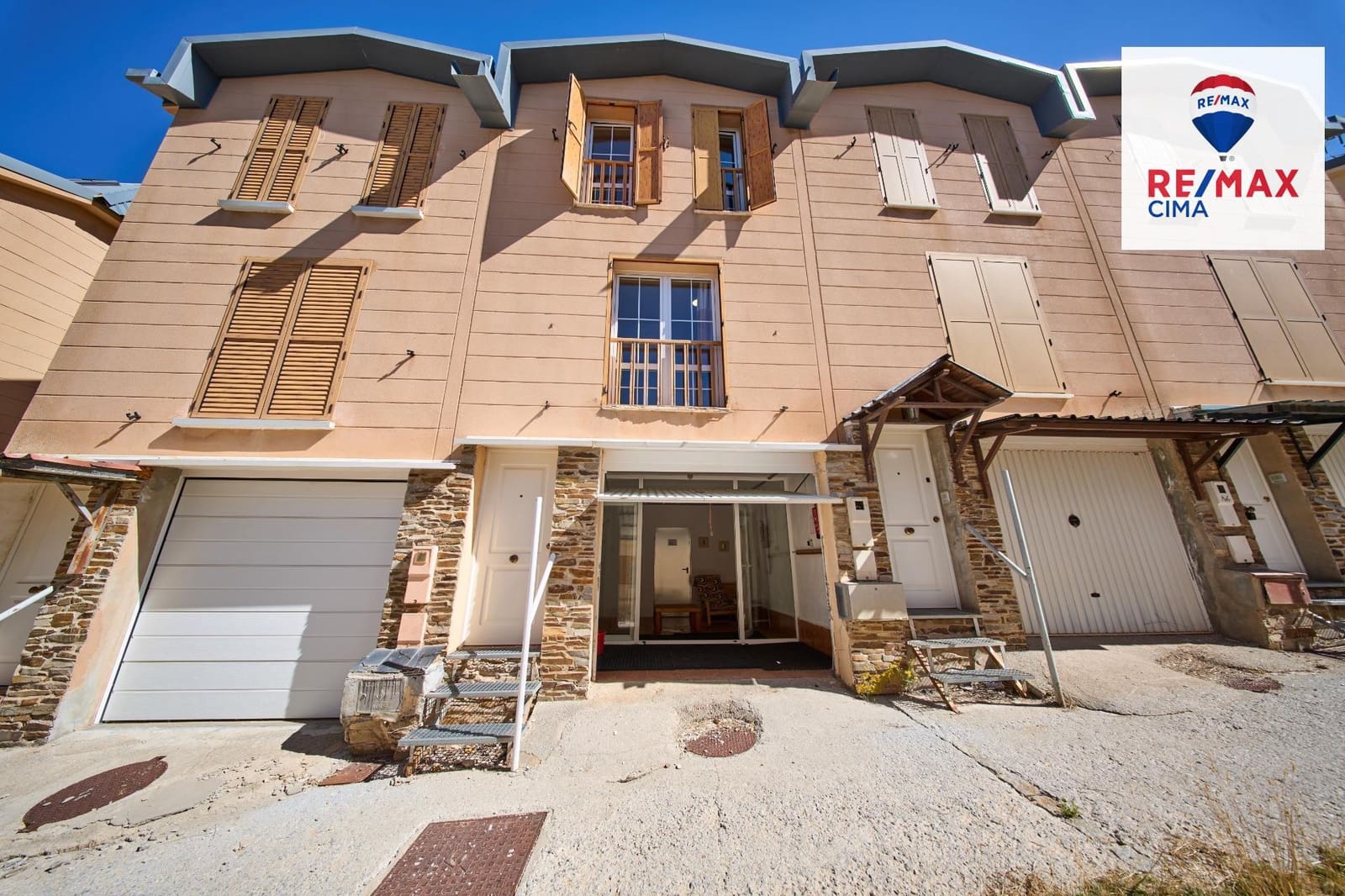 3 soveværelse Lejlighed til salg i Sierra Nevada med garage - € 269.000 (Ref: 9243246)