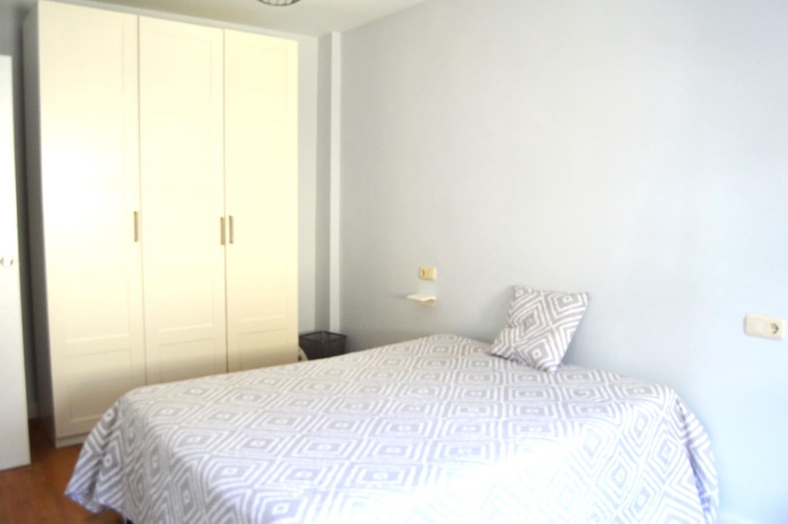 2 sovrum Lägenhet att hyra i Granada stad - 950 € (Ref: 9247114)