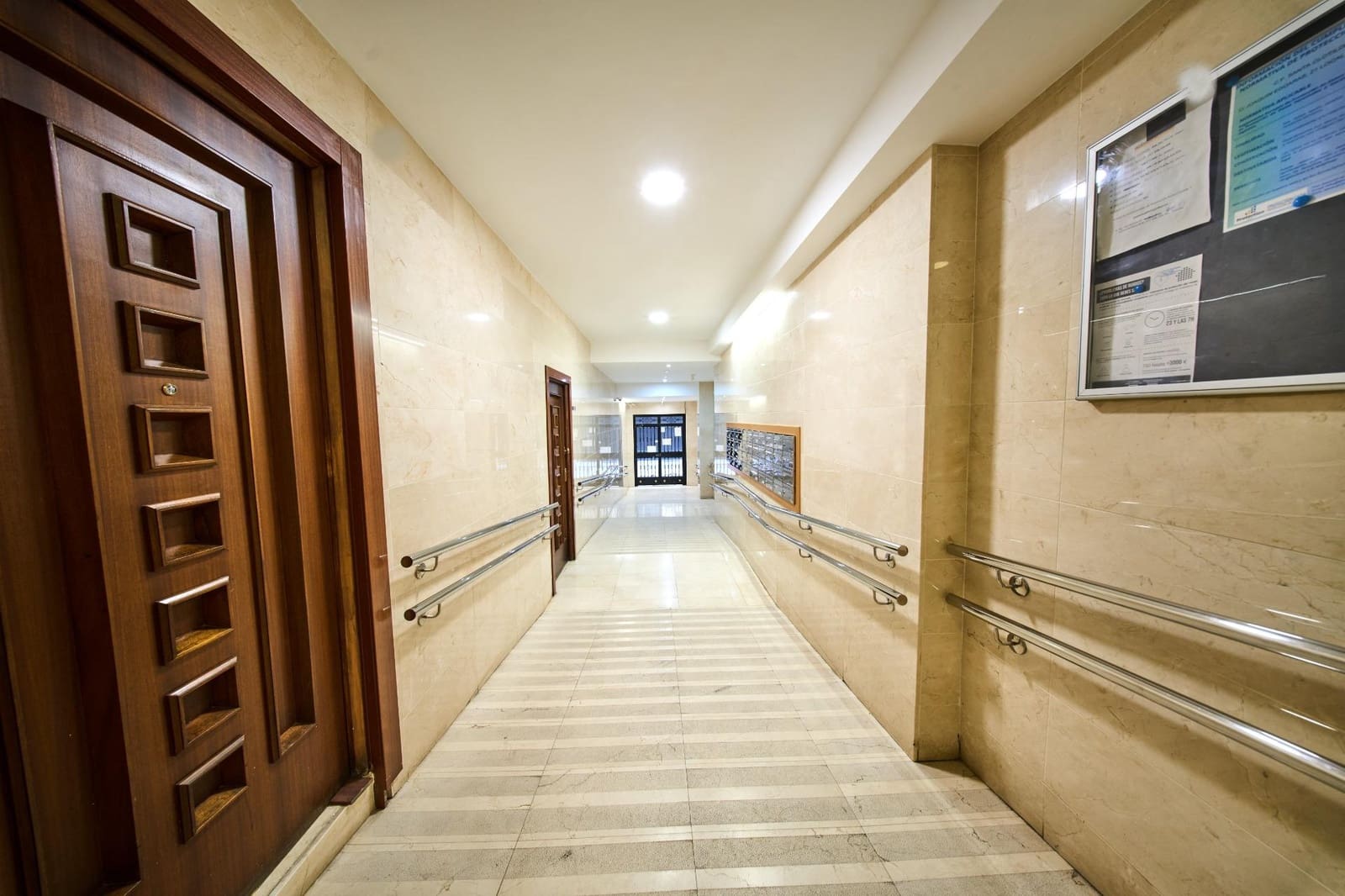 2 sovrum Lägenhet att hyra i Granada stad - 950 € (Ref: 9247114)