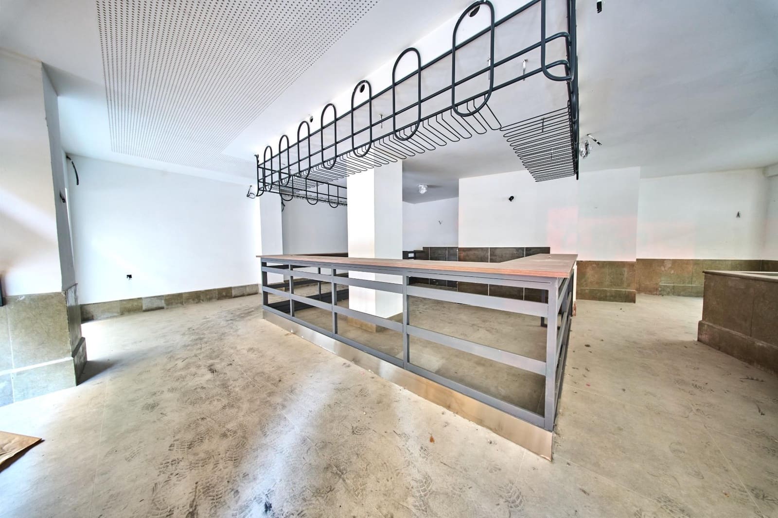 Comercial para venda em Granada cidade - 500 000 € (Ref: 9247116)