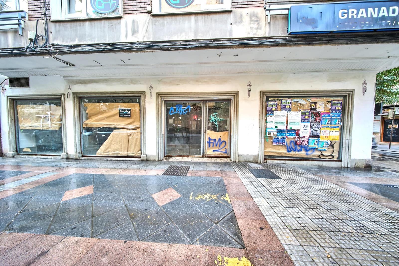 Comercial para venda em Granada cidade - 500 000 € (Ref: 9247116)