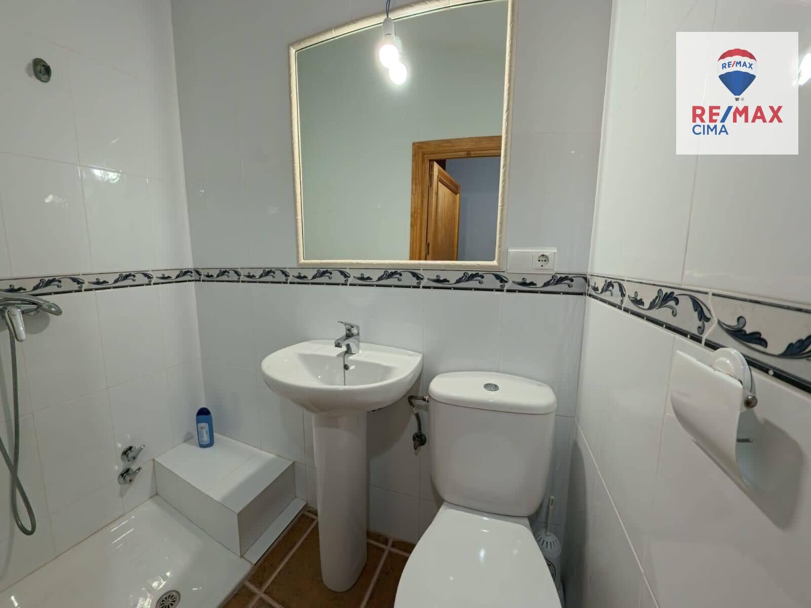 4 soveværelse Byhus til salg i Cullar - € 55.000 (Ref: 9247119)