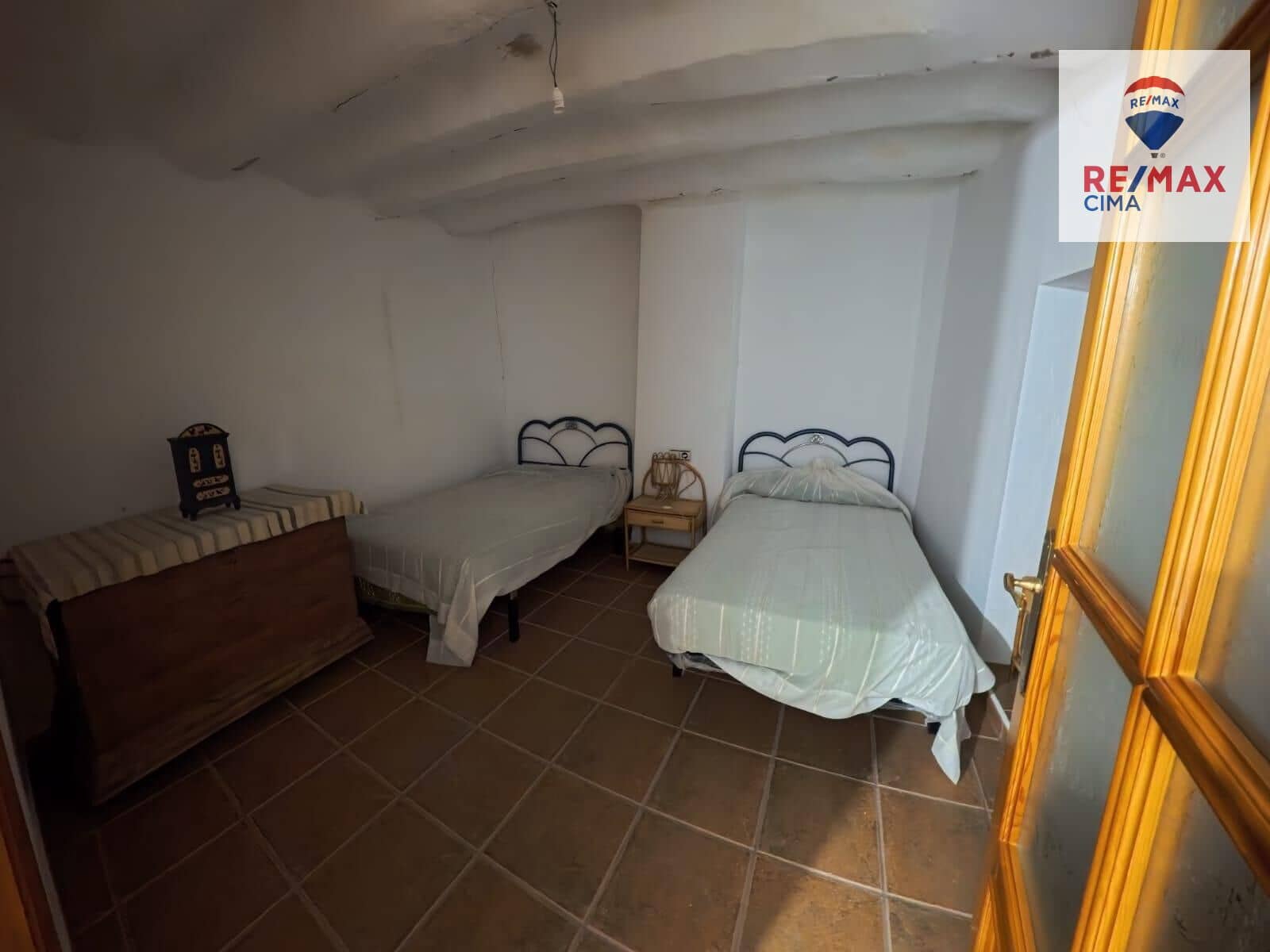 4 soveværelse Byhus til salg i Cullar - € 55.000 (Ref: 9247119)