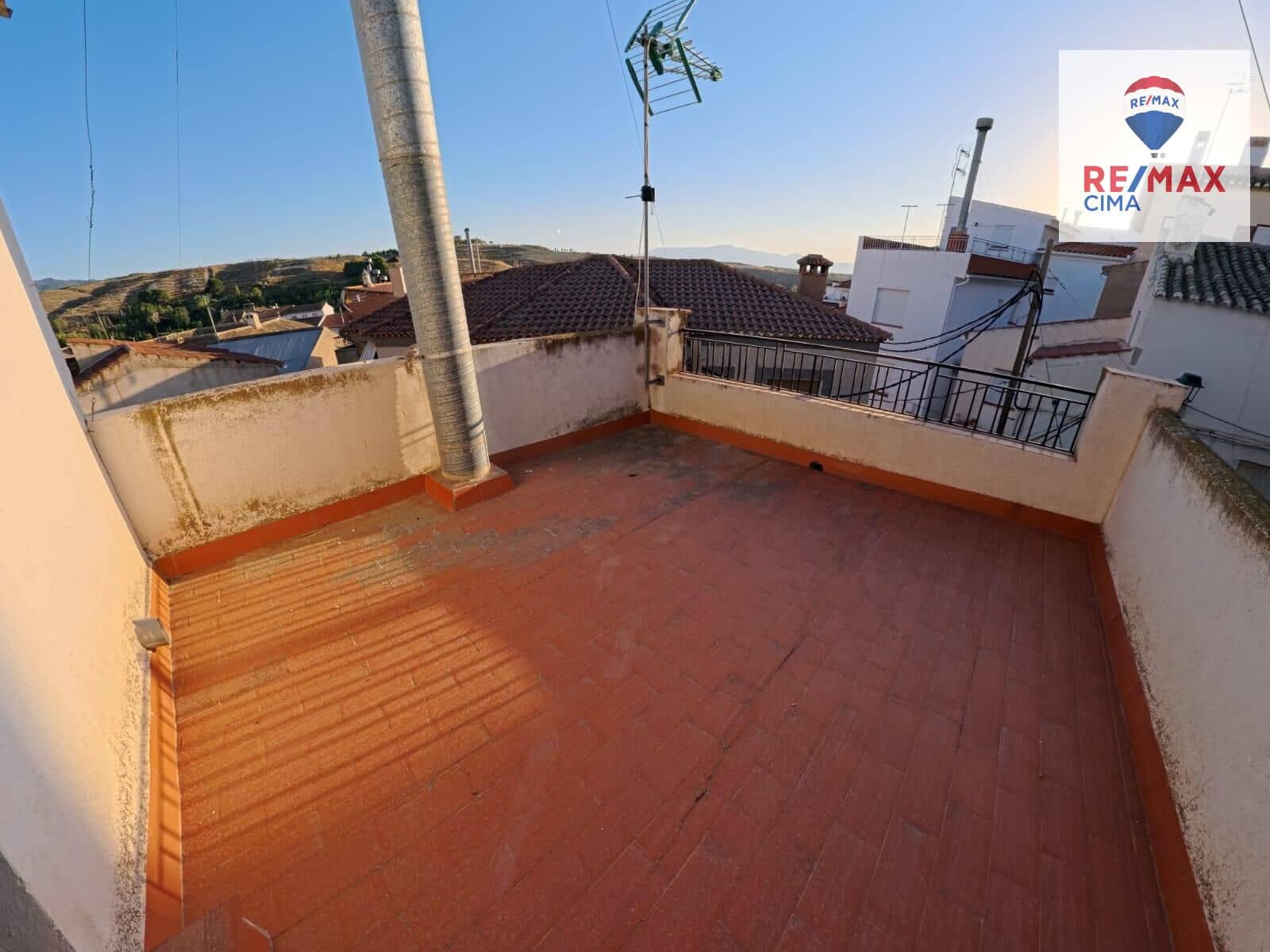 4 soveværelse Byhus til salg i Cullar - € 55.000 (Ref: 9247119)