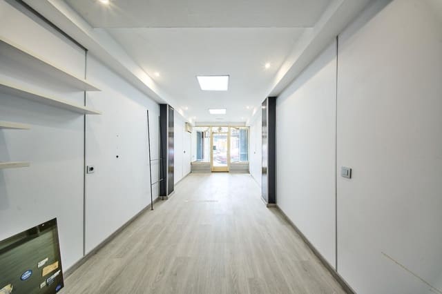 3 bedroom Commercial for sale in Maracena - € 115,000 (Ref: 9252275)