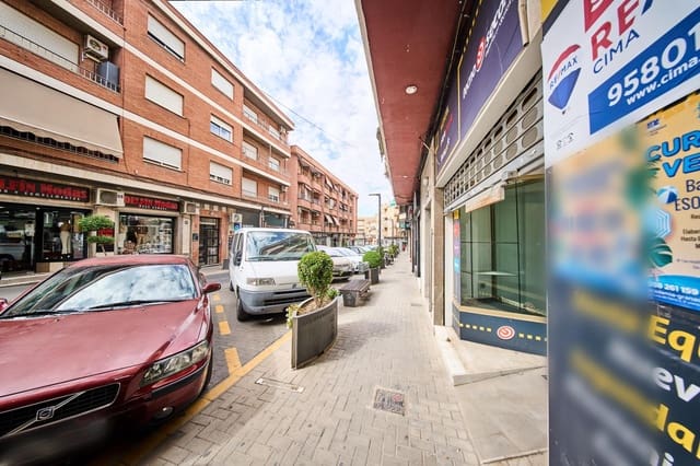 3 bedroom Commercial for sale in Maracena - € 115,000 (Ref: 9252275)