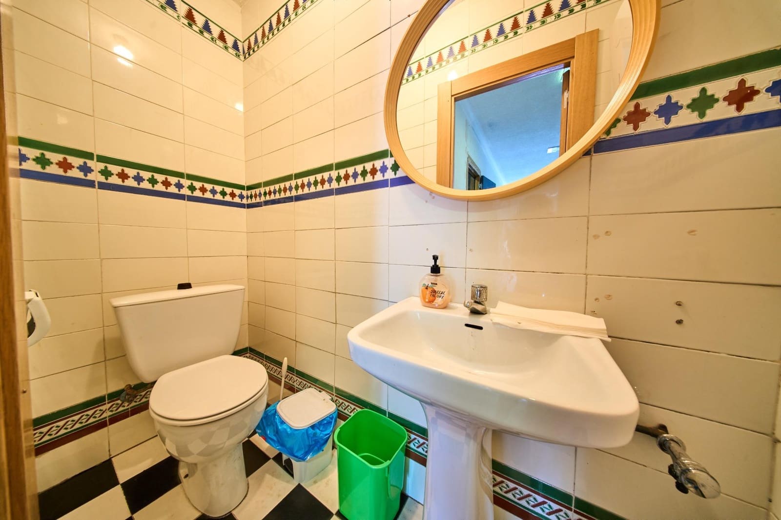 3 camera da letto Commerciale in vendita in Granada citta - 130.000 € (Rif: 9252277)