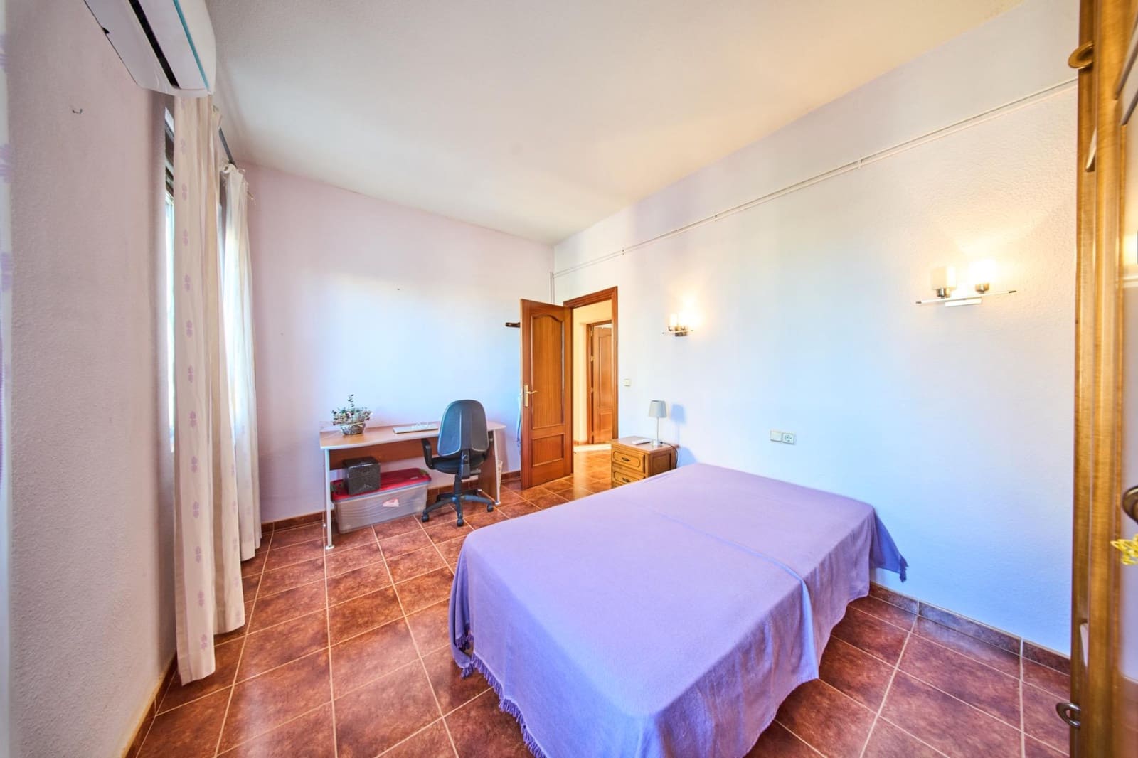 3 bedroom Flat for rent in Granada city - € 960 (Ref: 9257555)