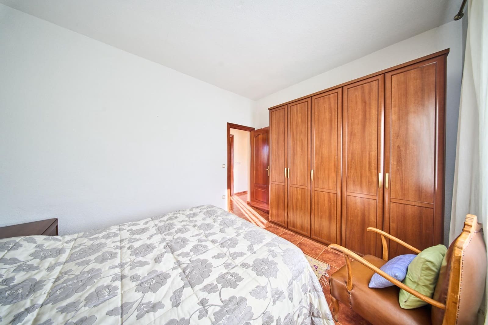 3 bedroom Flat for rent in Granada city - € 960 (Ref: 9257555)