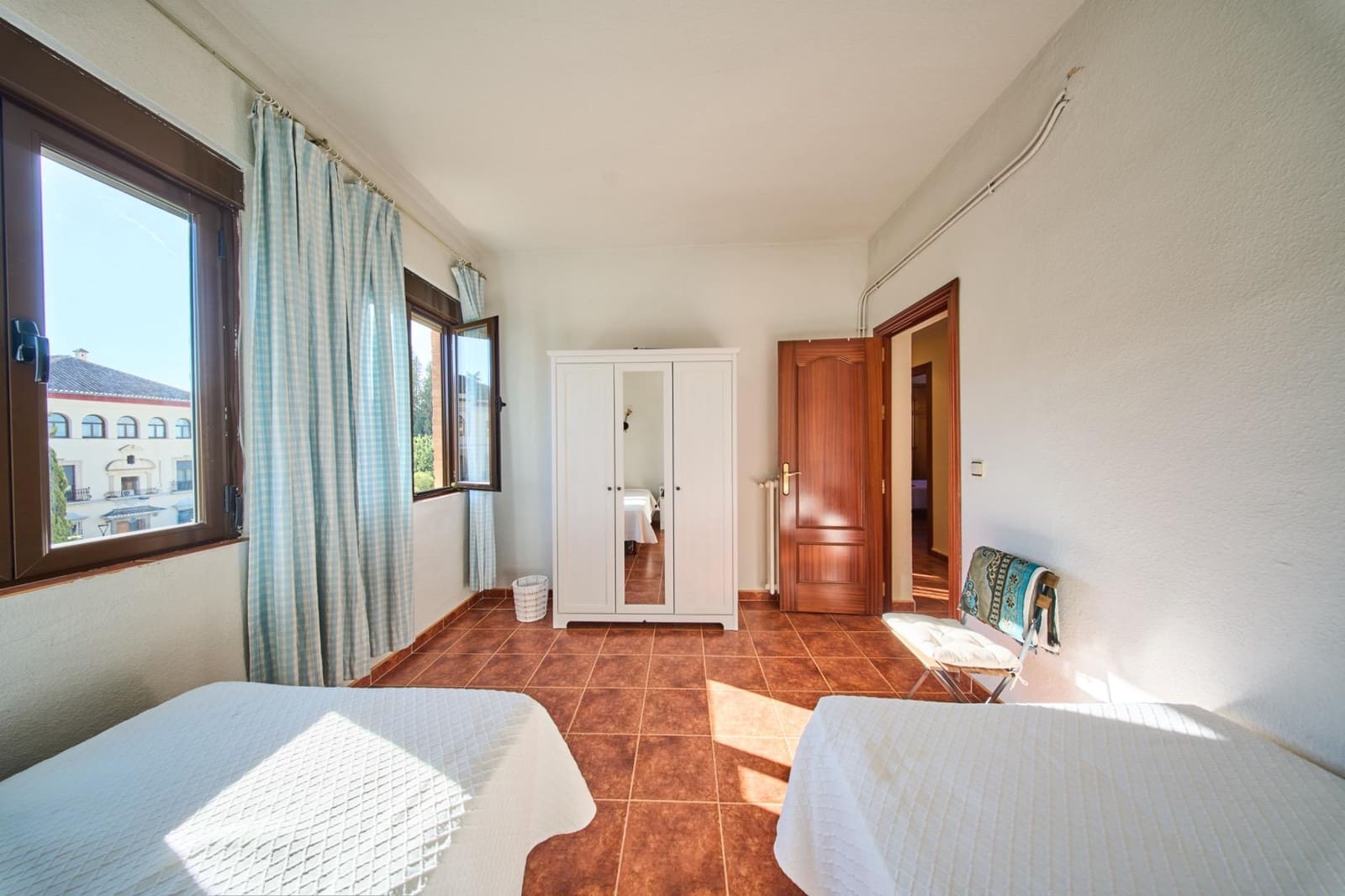 3 bedroom Flat for rent in Granada city - € 960 (Ref: 9257555)