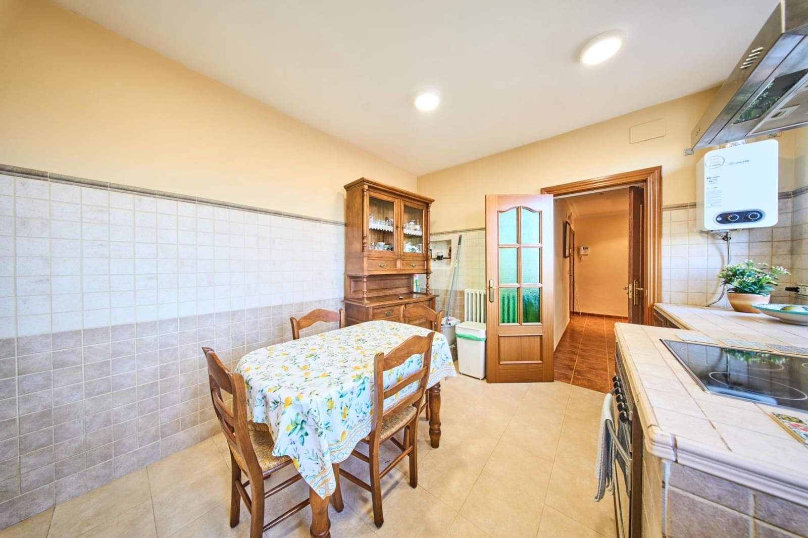 3 bedroom Flat for rent in Granada city - € 960 (Ref: 9257555)