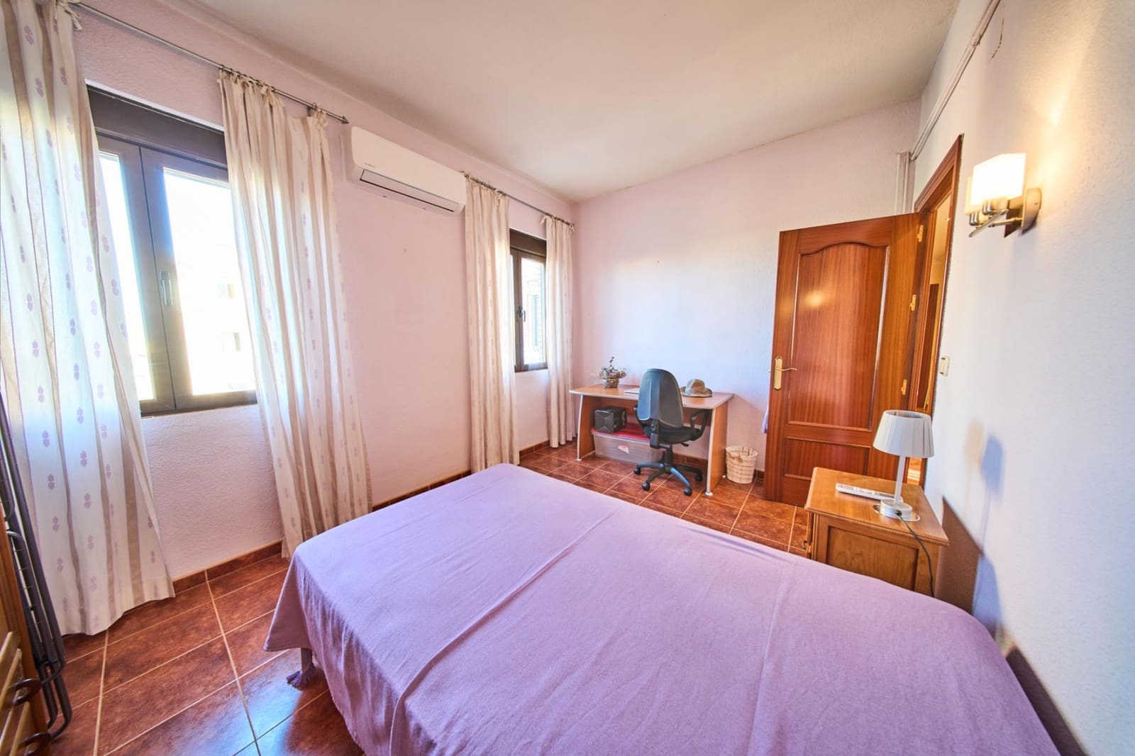 3 bedroom Flat for rent in Granada city - € 960 (Ref: 9257555)