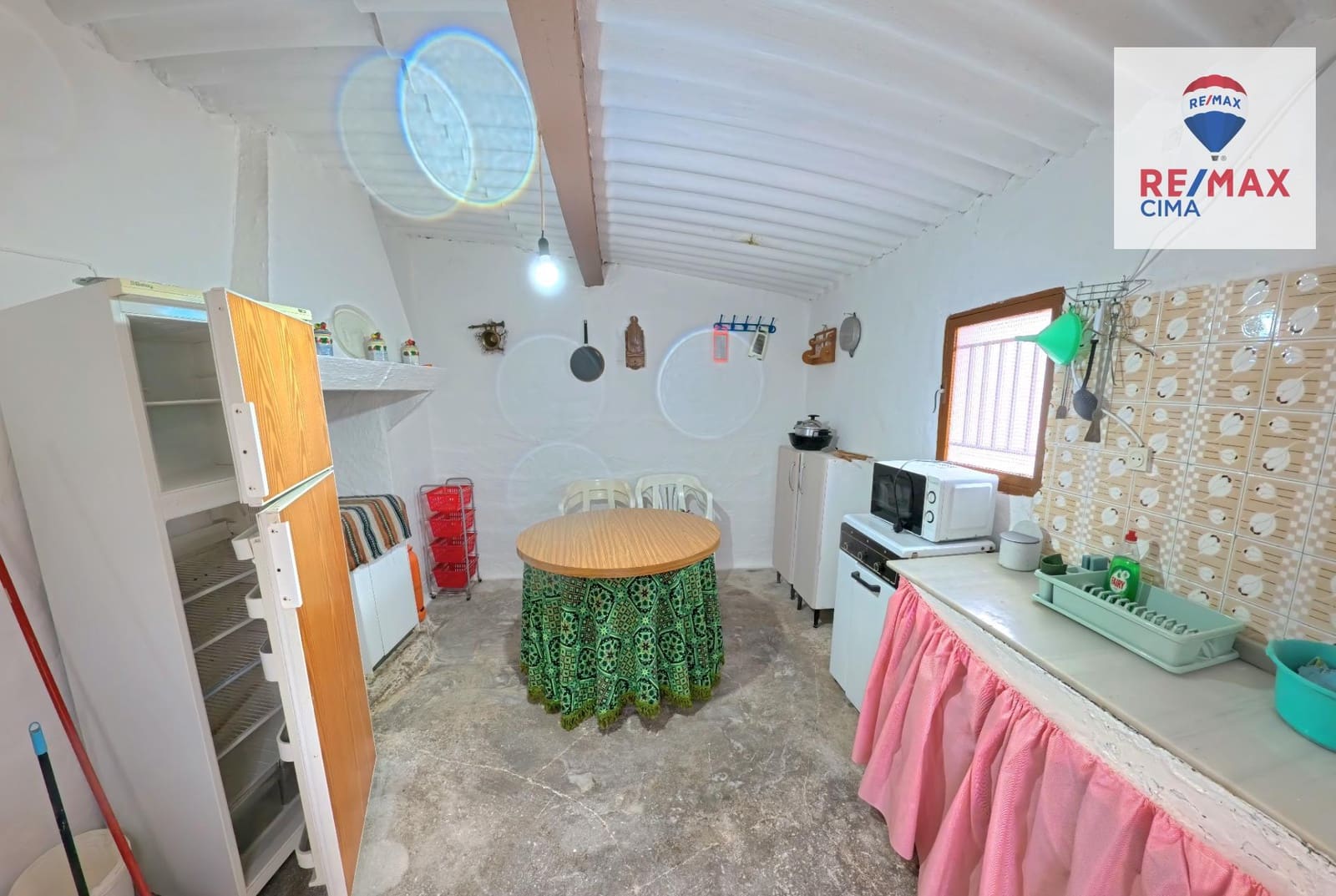 4 bedroom Townhouse for sale in Freila with garage - € 55,000 (Ref: 9272795)