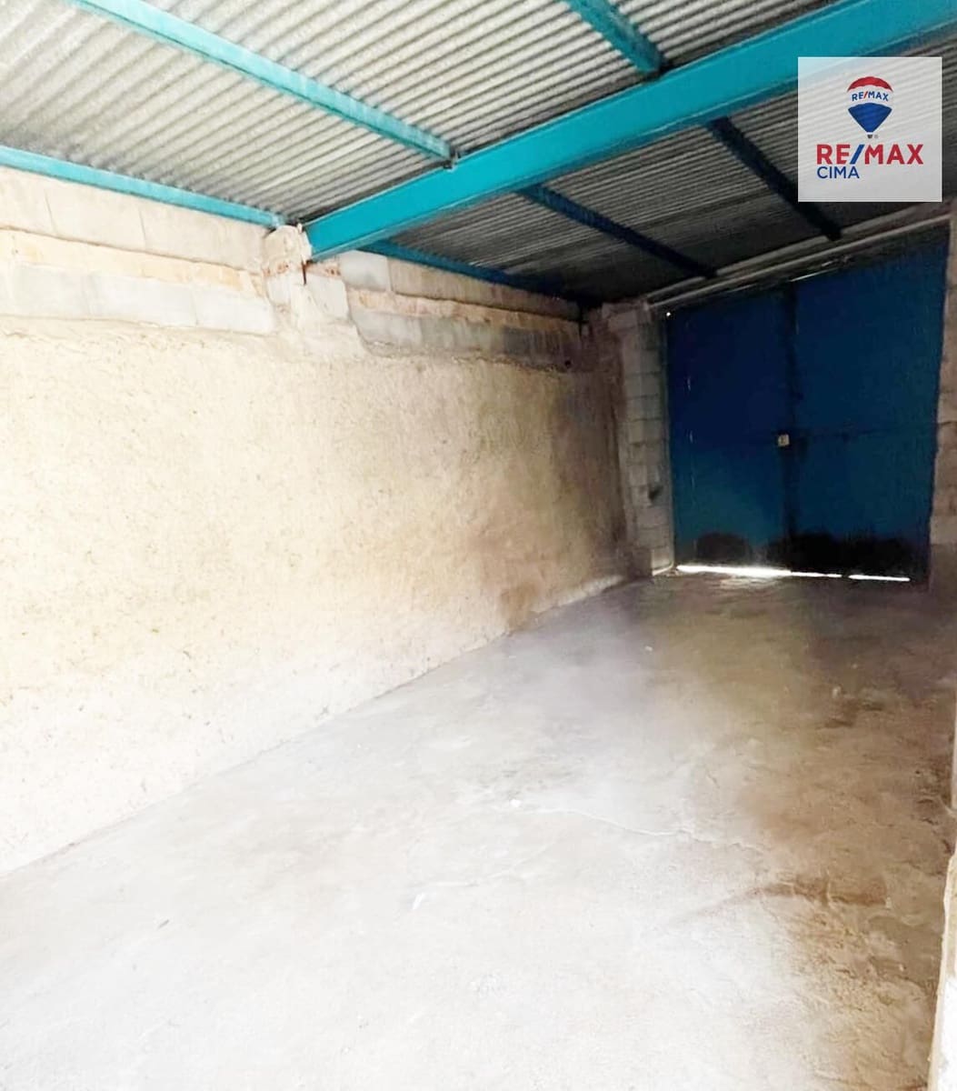 5 bedroom Townhouse for sale in Cortes de Baza - € 75,000 (Ref: 9272796)