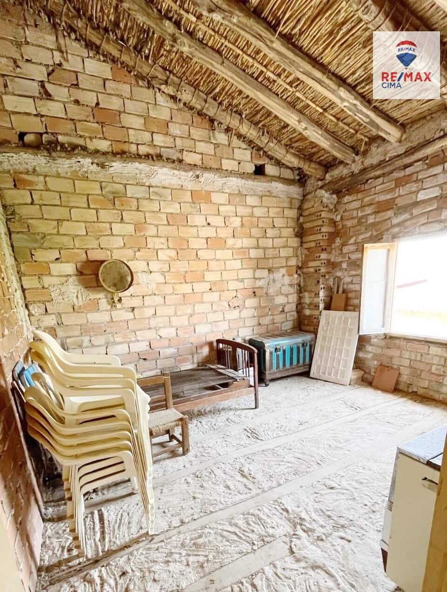 5 bedroom Townhouse for sale in Cortes de Baza - € 75,000 (Ref: 9272796)