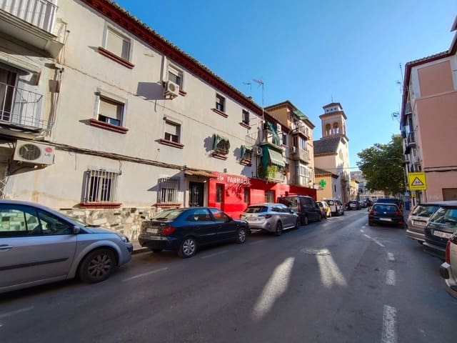 4 soveværelse Lejlighed til salg i Zaidin, Granada by - € 125.000 (Ref: 9287708)