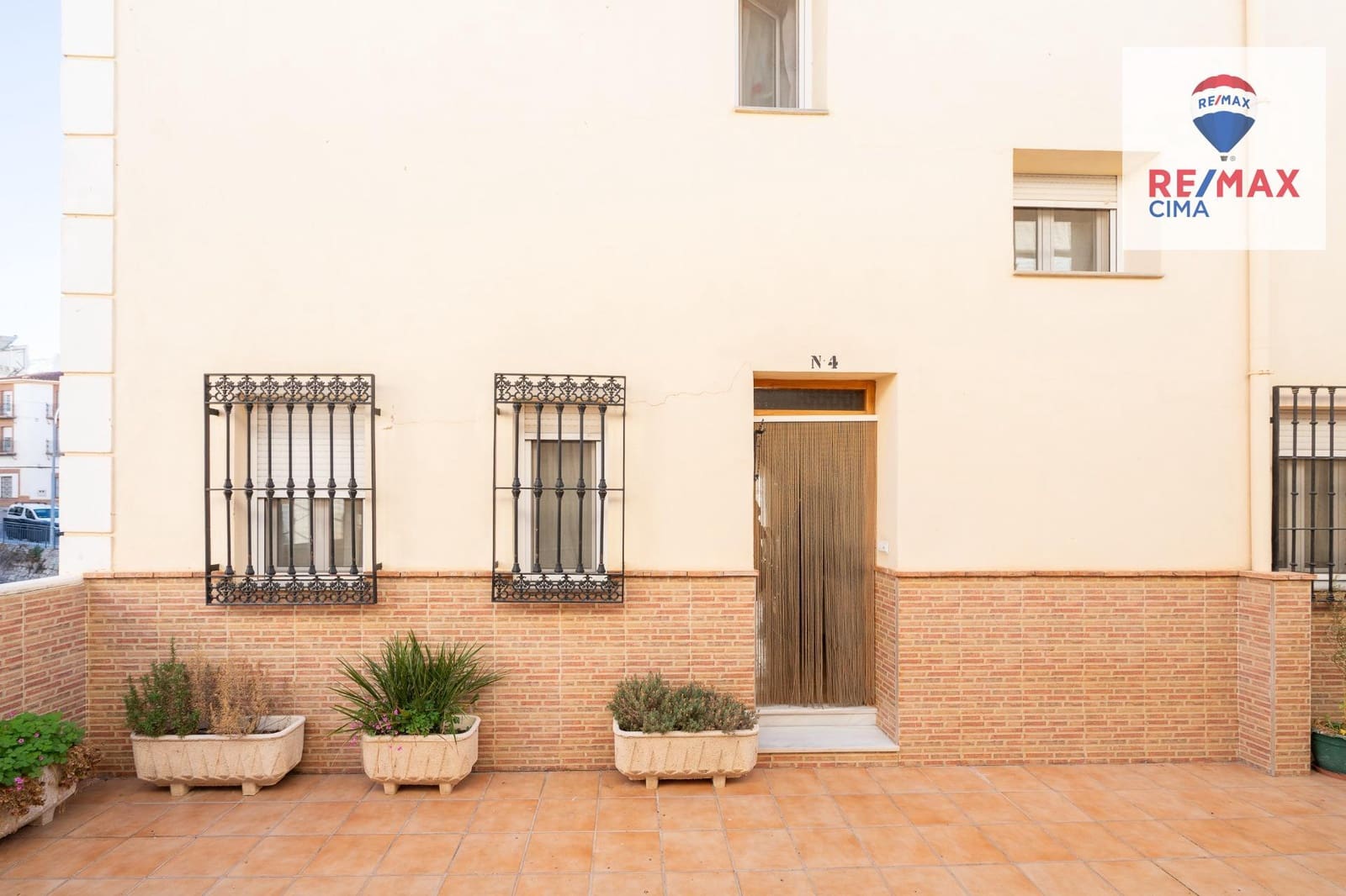 4 chambre Appartement à vendre à Zujar avec garage - 78 000 € (Ref: 9301226)