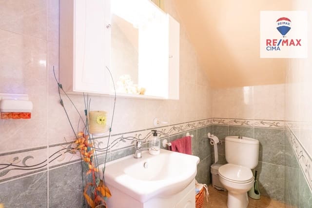 4 slaapkamer Appartement te koop in Zújar met garage - € 78.000 (Ref: 9301226)