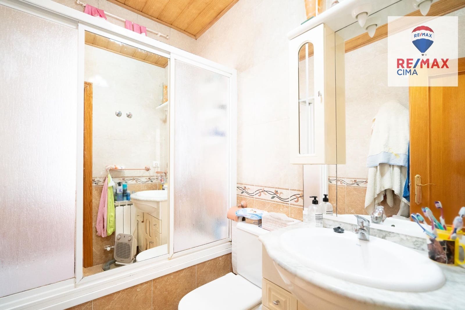 4 slaapkamer Appartement te koop in Zujar met garage - € 78.000 (Ref: 9301226)