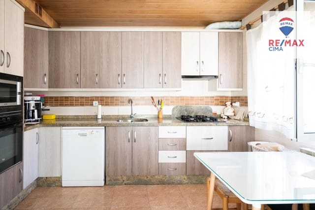 4 slaapkamer Appartement te koop in Zújar met garage - € 78.000 (Ref: 9301226)