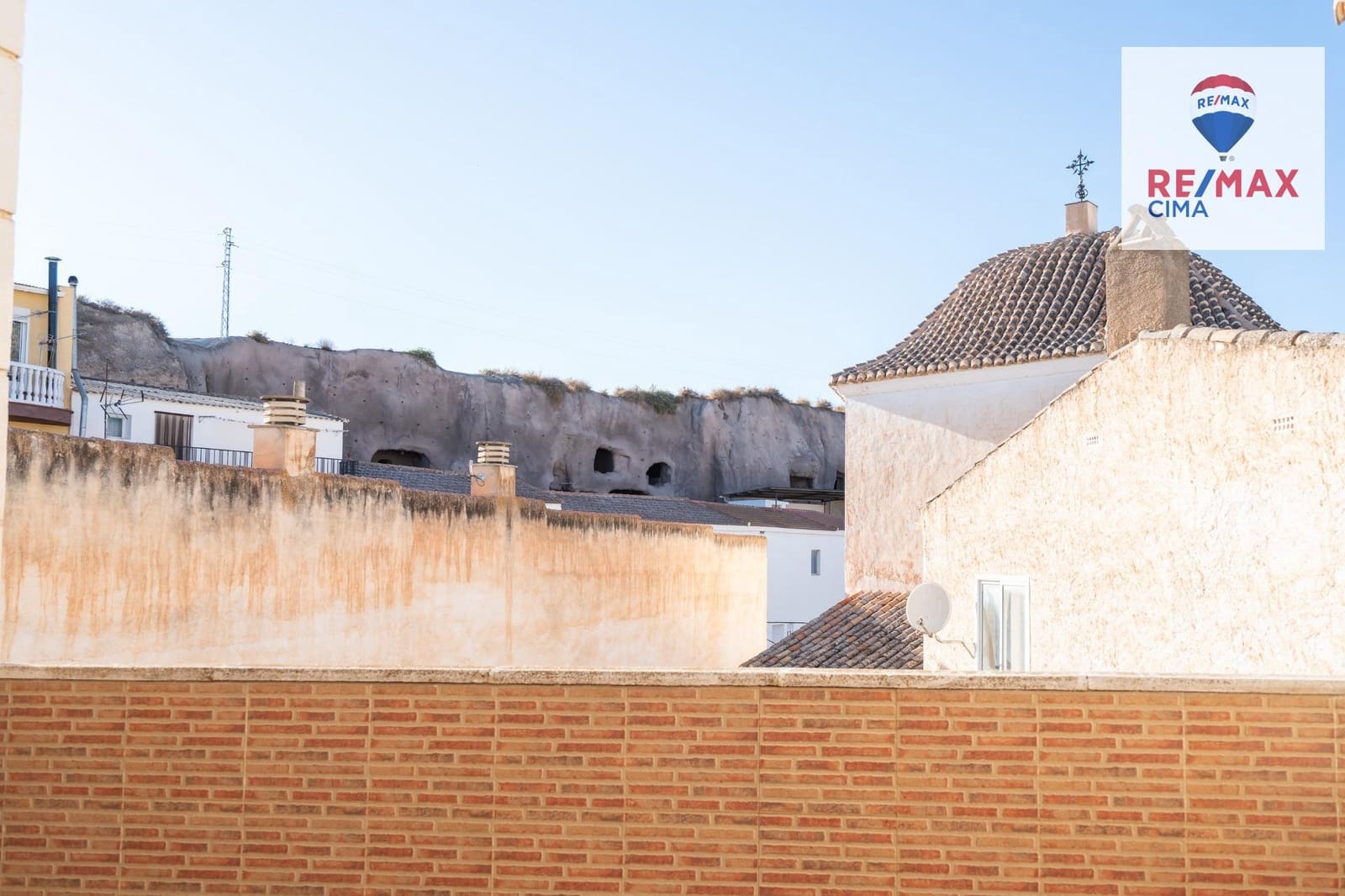 4 slaapkamer Appartement te koop in Zujar met garage - € 78.000 (Ref: 9301226)