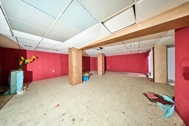 Local Commercial à vendre à Camino de Ronda - Rosaleda, Grenade ville - 350 000 € (Ref: 9303732)