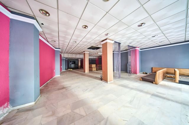 Local Commercial à vendre à Camino de Ronda - Rosaleda, Grenade ville - 350 000 € (Ref: 9303732)