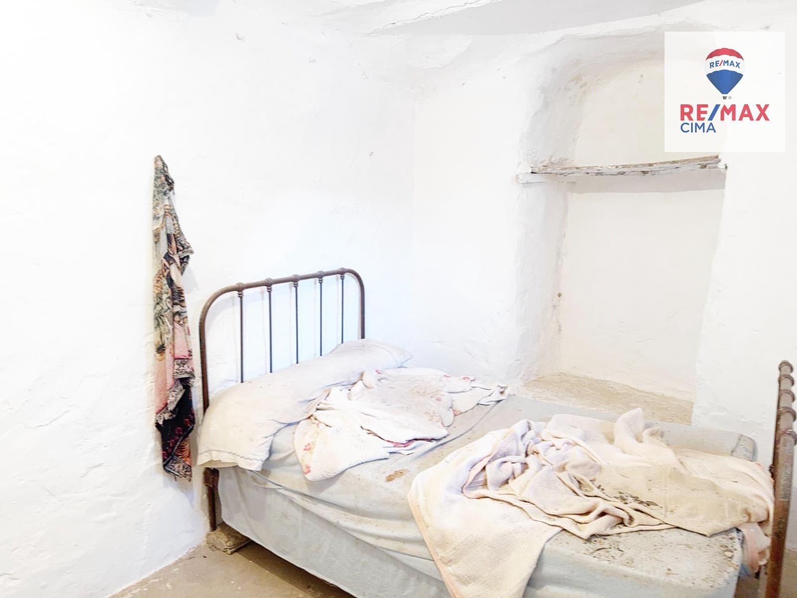 4 soverom Hus til salgs i Zujar - € 15 000 (Ref: 9305130)