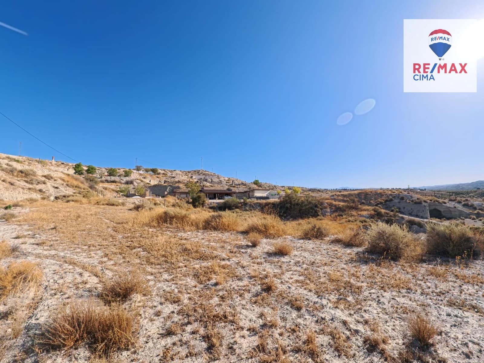 Finka/Dom wiejski na sprzedaż w Benamaurel - 50 000 € (Ref: 9335240)