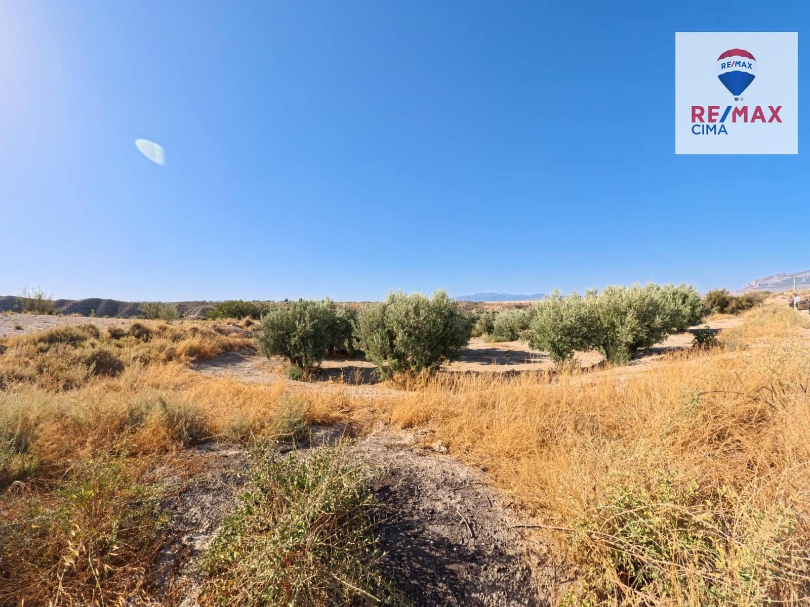 Finka/Dom wiejski na sprzedaż w Benamaurel - 50 000 € (Ref: 9335240)