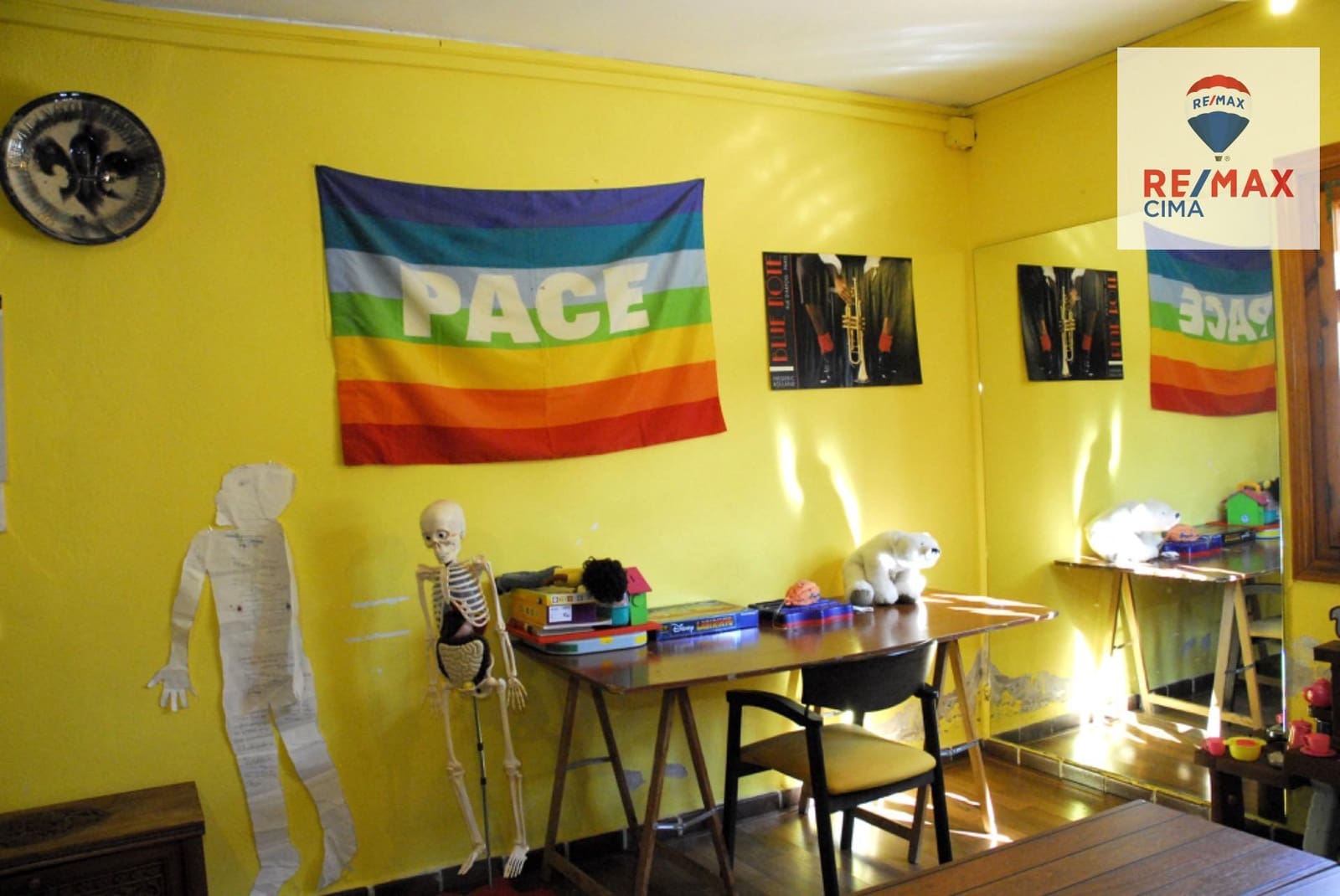 3 bedroom Villa for sale in Baza with garage - € 950,000 (Ref: 9338483)