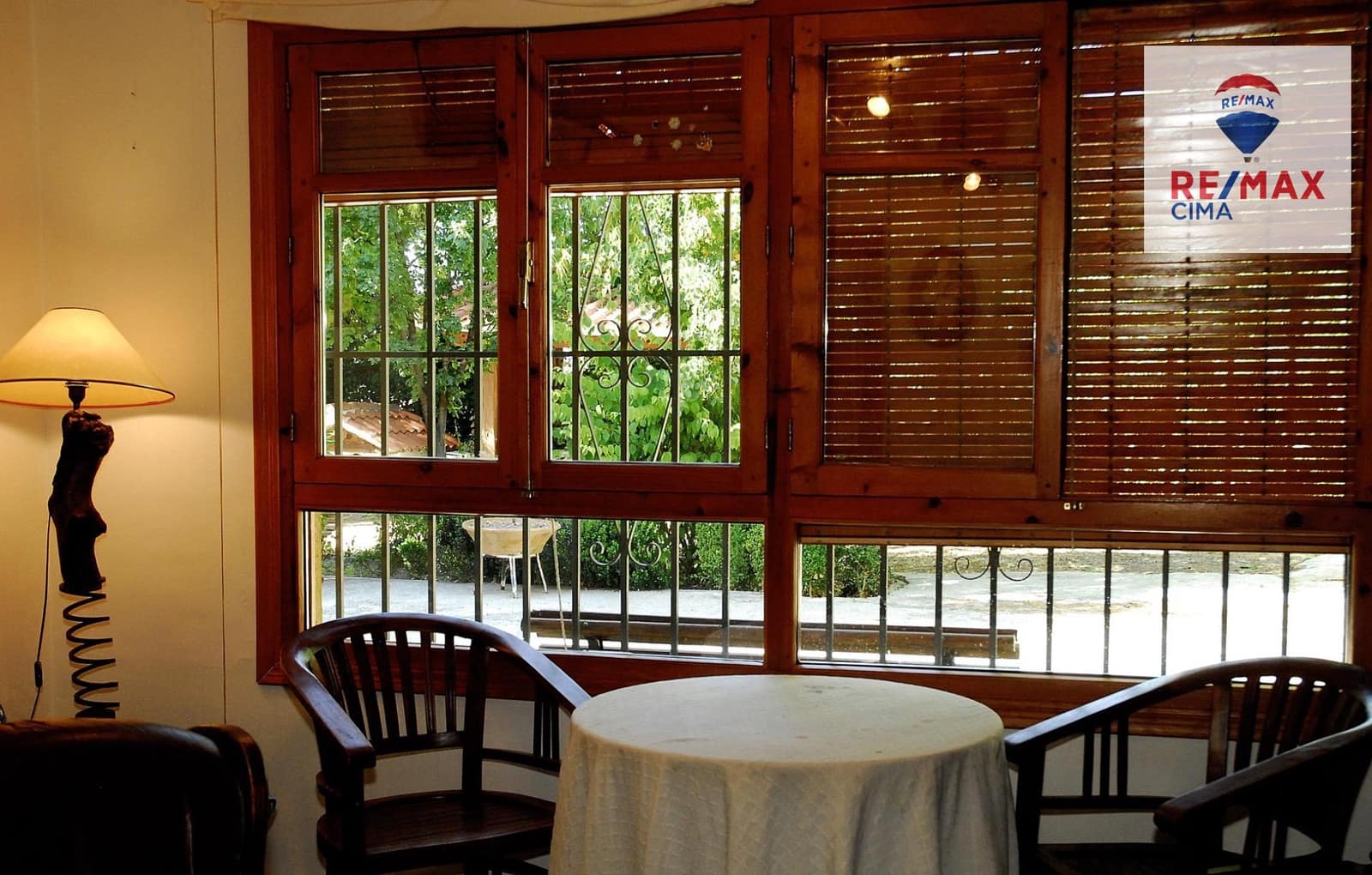 3 bedroom Villa for sale in Baza with garage - € 950,000 (Ref: 9338483)