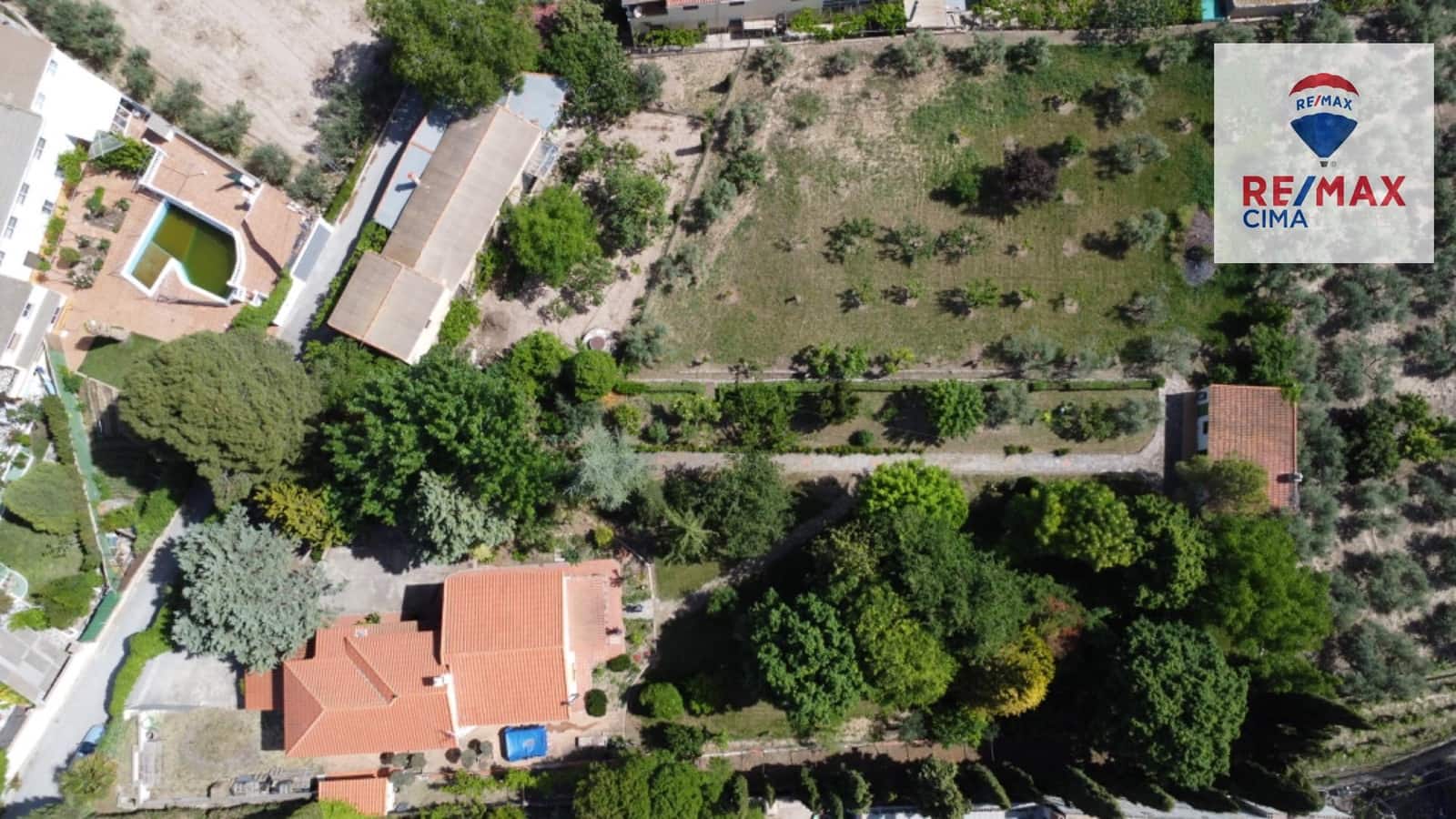 3 bedroom Villa for sale in Baza with garage - € 950,000 (Ref: 9338483)