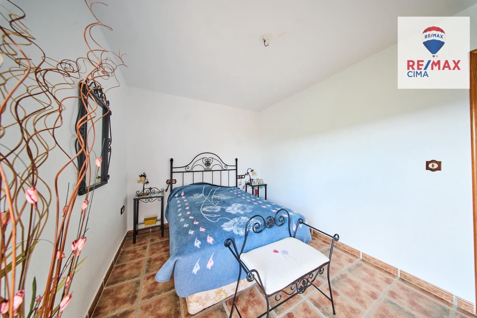 6 quarto Moradia para venda em Atarfe com piscina - 300 000 € (Ref: 9341392)