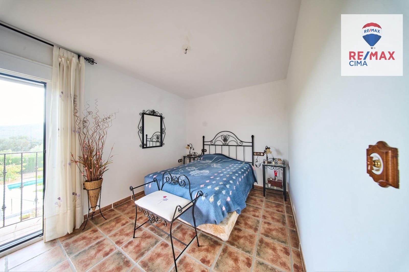 6 quarto Moradia para venda em Atarfe com piscina - 300 000 € (Ref: 9341392)