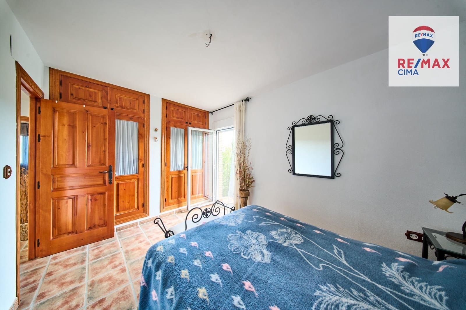 6 quarto Moradia para venda em Atarfe com piscina - 300 000 € (Ref: 9341392)