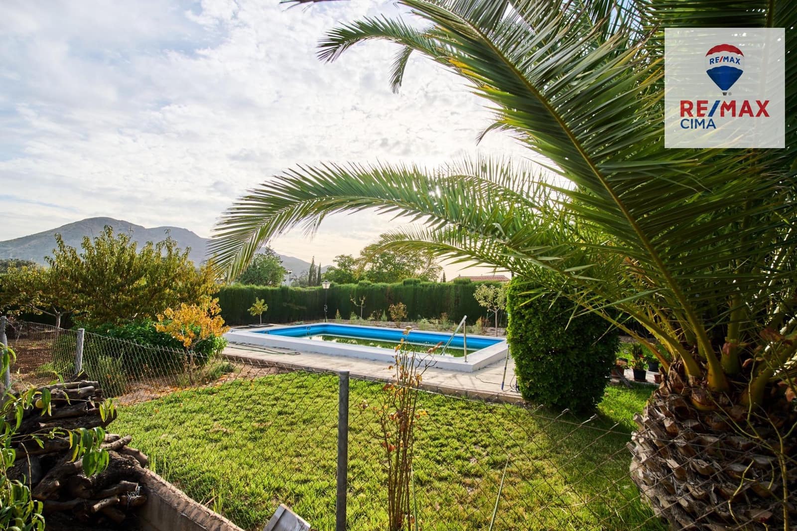 6 quarto Moradia para venda em Atarfe com piscina - 300 000 € (Ref: 9341392)