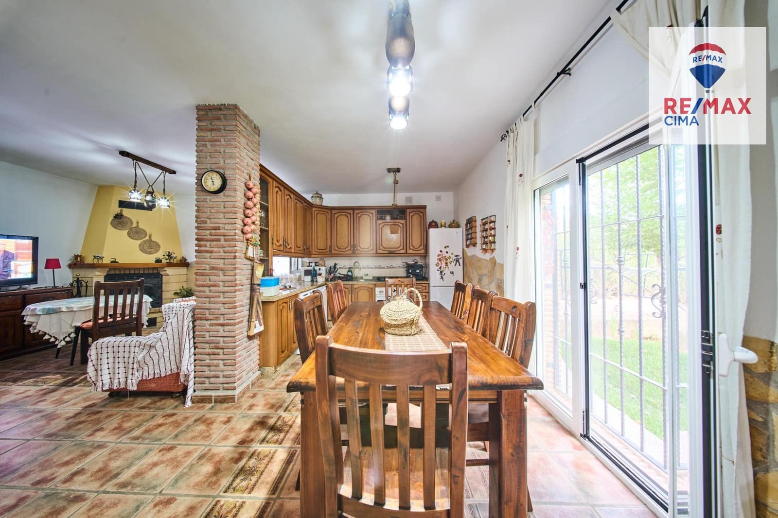6 quarto Moradia para venda em Atarfe com piscina - 300 000 € (Ref: 9341392)