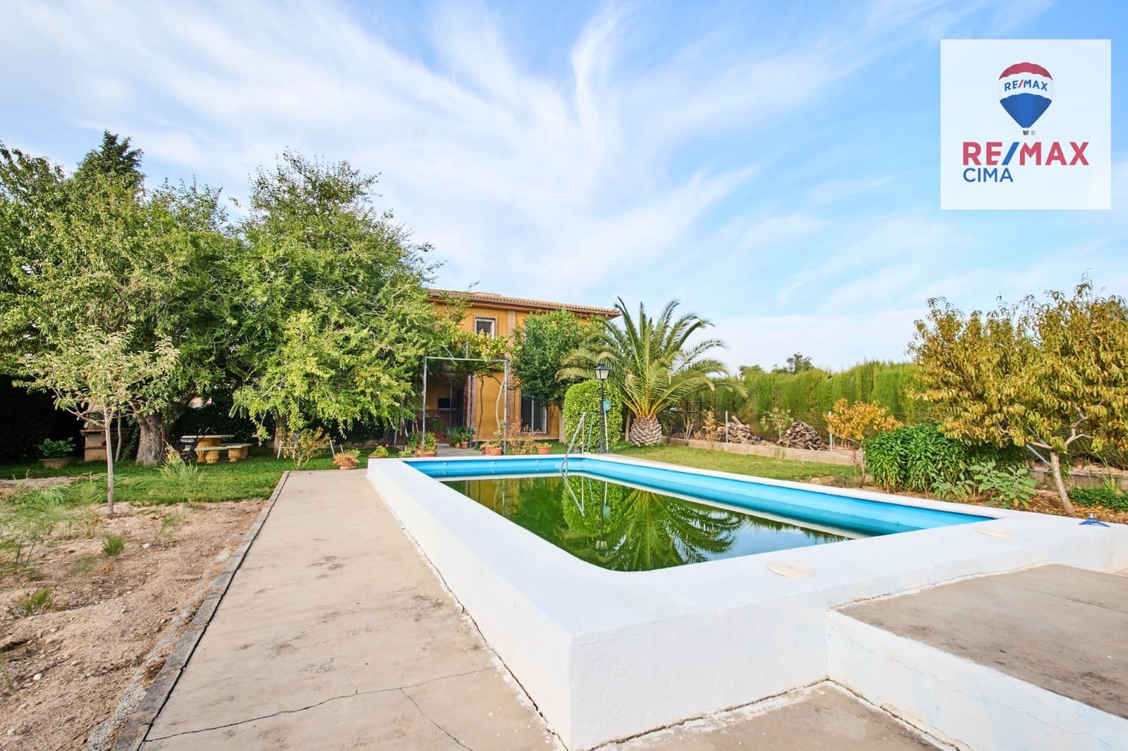 6 quarto Moradia para venda em Atarfe com piscina - 300 000 € (Ref: 9341392)