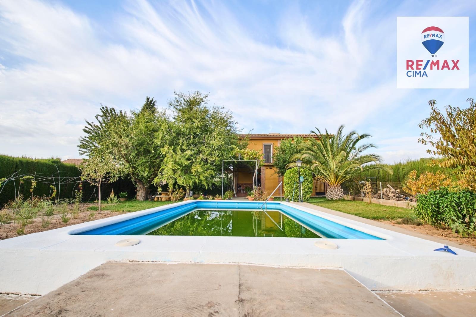 6 quarto Moradia para venda em Atarfe com piscina - 300 000 € (Ref: 9341392)