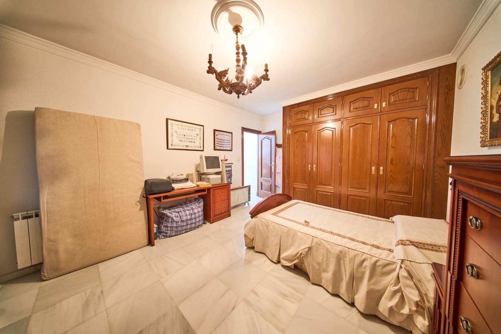 10 bedroom Commercial for sale in Albolote with garage - € 799,990 (Ref: 9349417)