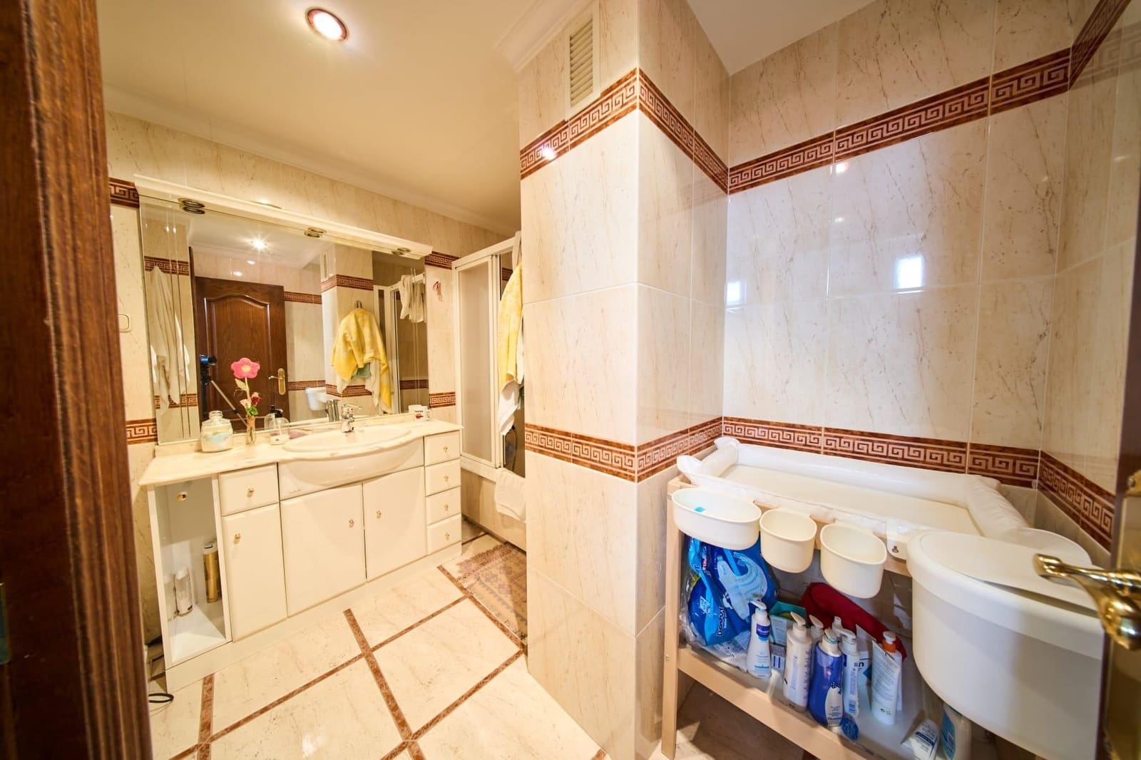 10 bedroom Commercial for sale in Albolote with garage - € 799,990 (Ref: 9349417)