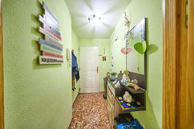 2 Zimmer Wohnung zu verkaufen in Las Gabias mit Garage - 139.900 € (Ref: 9359456)