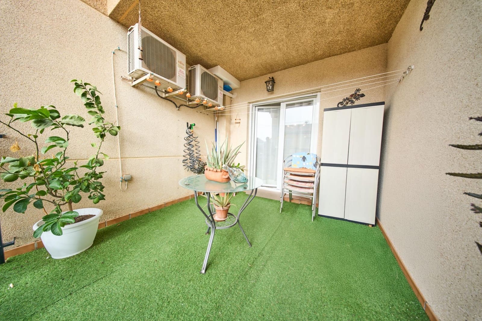 2 slaapkamer Flat te koop in Cullar Vega met garage - € 139.900 (Ref: 9359456)