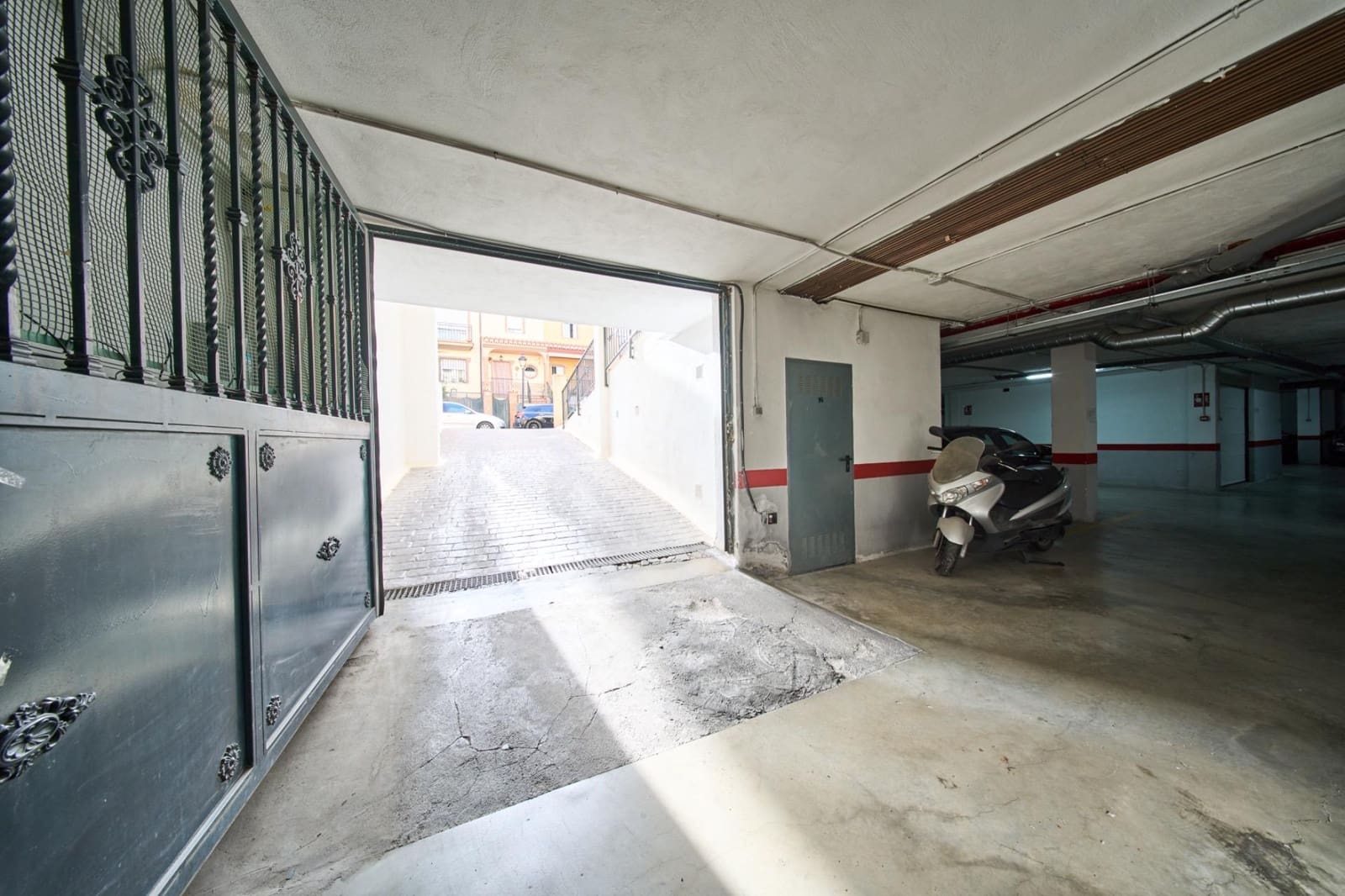 2 slaapkamer Flat te koop in Cullar Vega met garage - € 139.900 (Ref: 9359456)