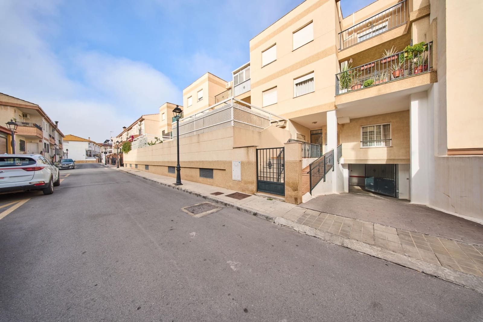 2 slaapkamer Flat te koop in Cullar Vega met garage - € 139.900 (Ref: 9359456)